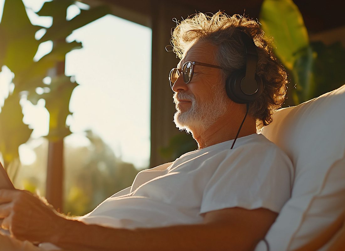 Hearing aids fitted, tinnitus persists
